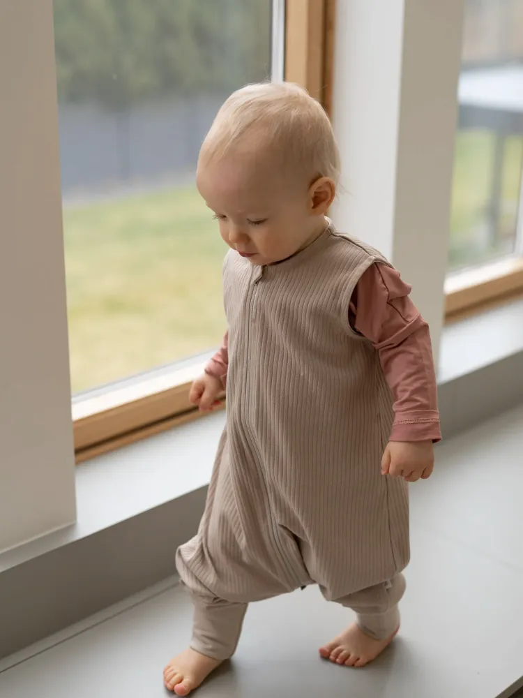 Śpiworek z nogawkami 0,5 tog Prążek beżowy