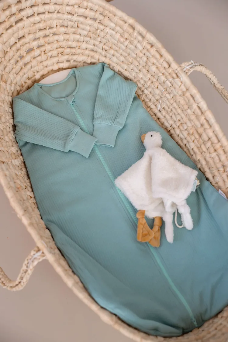 Śpiworek do spania 1,5 tog Prążek miętowy z długim rękawem