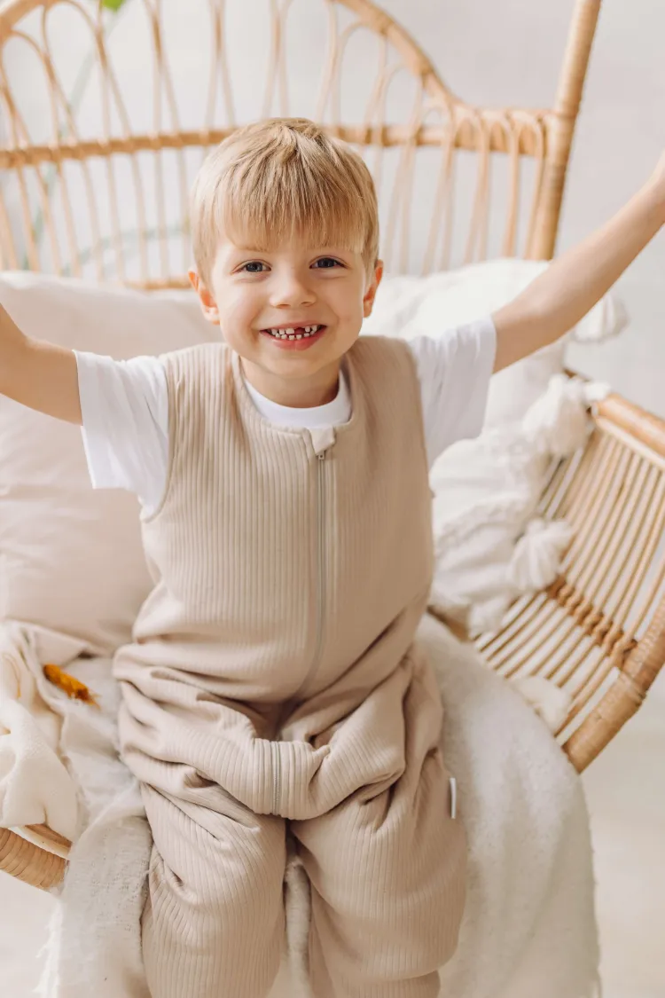 Śpiworek z nogawkami 1,5 tog Prążek beżowy