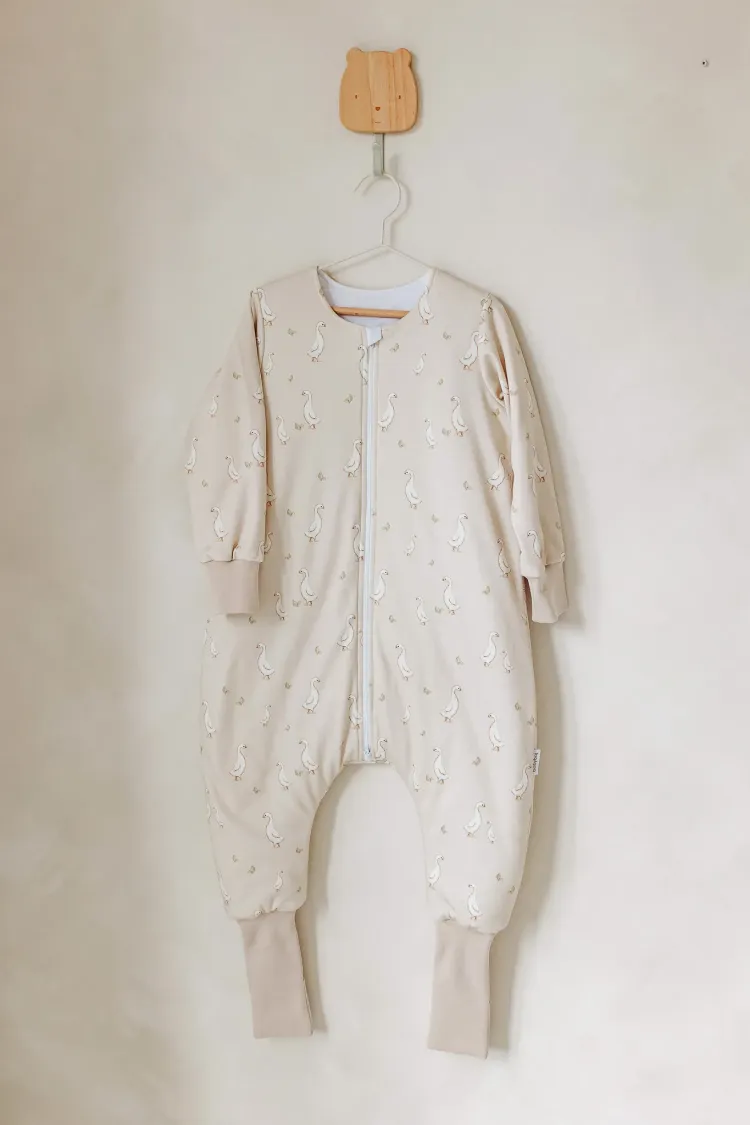 Śpiworek z nogawkami 1,5 tog Gąski z długim rękawem